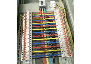 Tủ điện phân phối 12