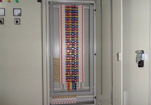 Tủ điện phân phối 10