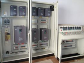 Đơn Vị Gia Công Lắp Đặt Tủ Điện PLC Công Nghiệp Theo Yêu Cầu Tại Bình Dương